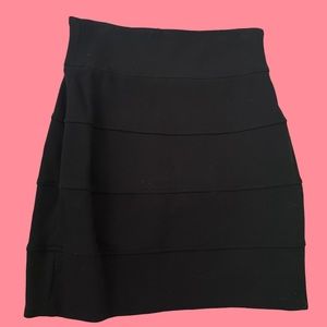 Aritzia Talula skirt